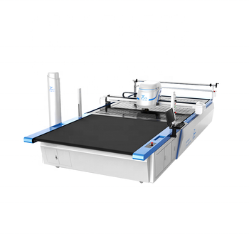 Machine de découpe automatique de tissu pour l'industrie du matelas